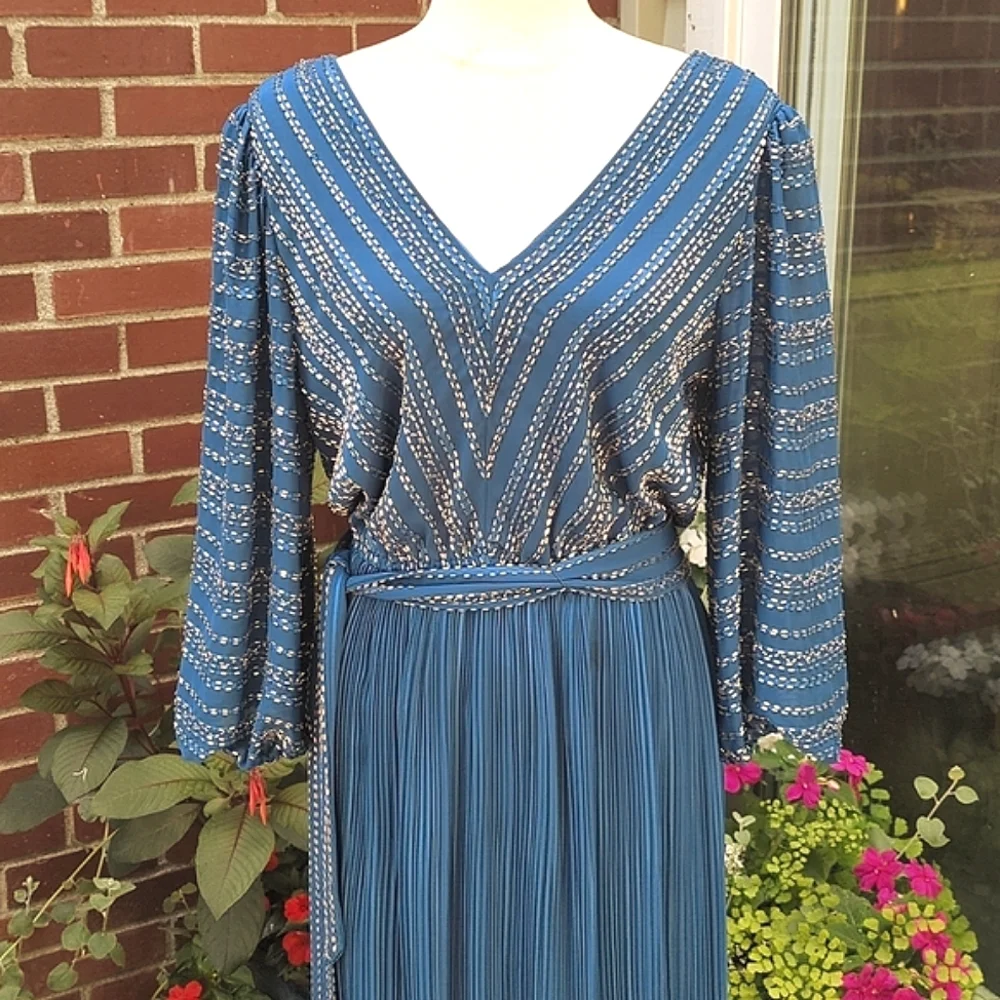True Vintage Jack Bryan 70's Hollywood Glam Chevron Beaded Pleated Maxi 10/12 - Picture 11 of 16
